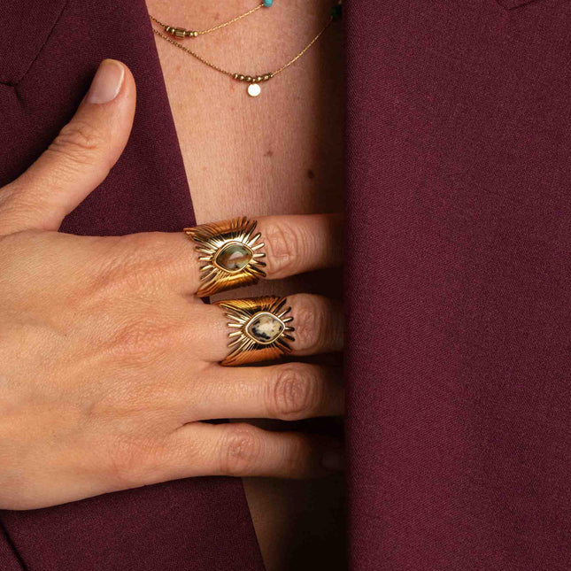 Bague large Edelyne - feuillage et pierre naturelle losange