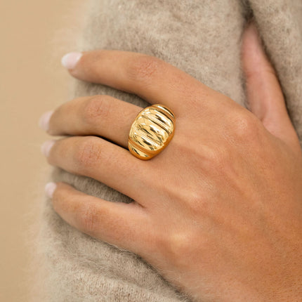 Ring - shell effect