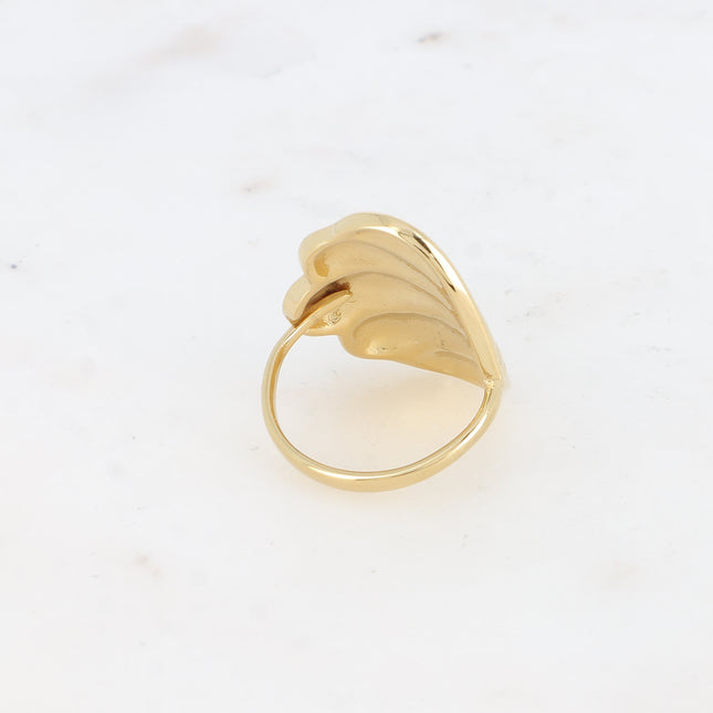 Bague - forme plate effet coquillage sur le côté