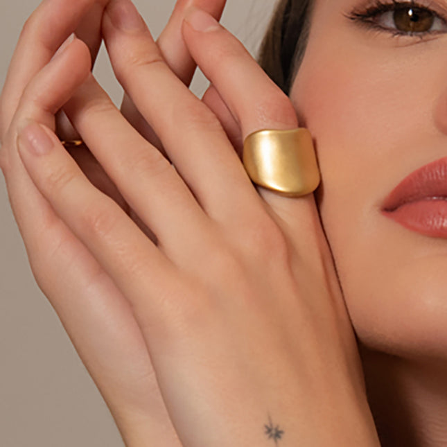Bague Elsie - forme coeur mat