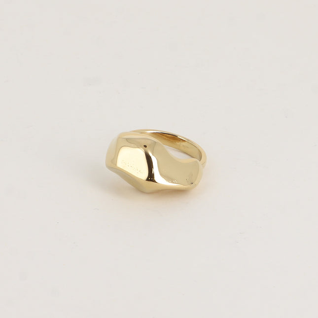 Ring - hammered, domed, wavy rock-like shape