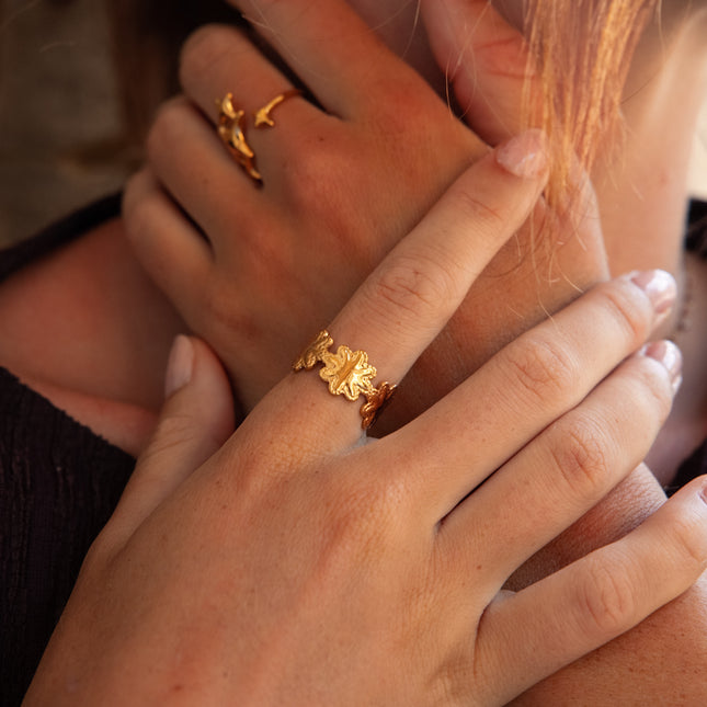 Bague Céleste - 5 étoiles aux contours tressés