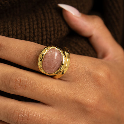 Bague - pierre naturelle ovale et anneau texturé
