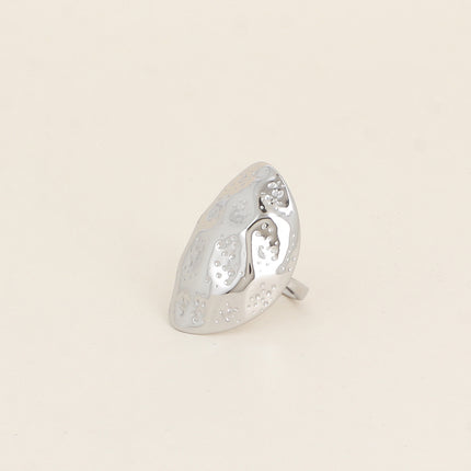 Bague - grand ovale avec texture écaille