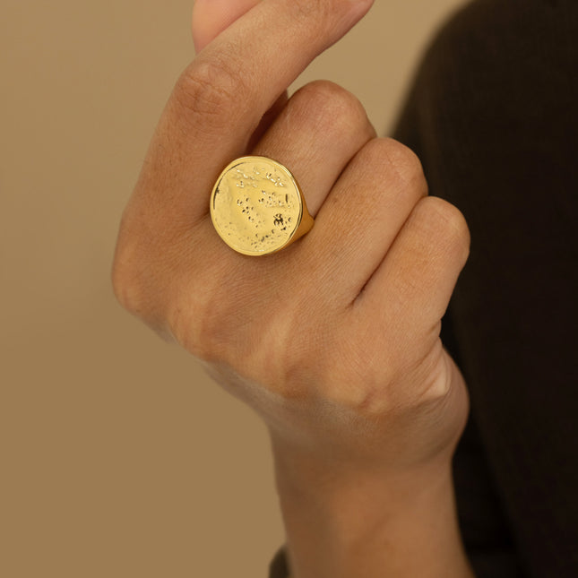 Bague - pièce ronde plate martelée