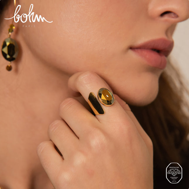 Villia Ring - Swarovski® crystals