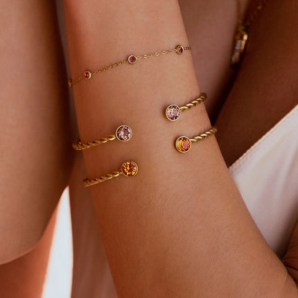 Dalino Bangle – twisted ring and Swarovski® SS29 crystals