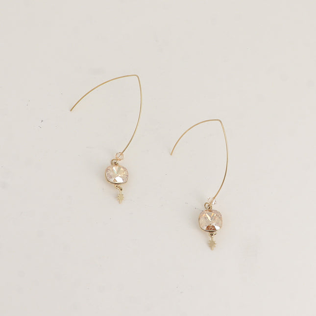 Boucles pendantes Aléa - cristaux 10 mm et toupie