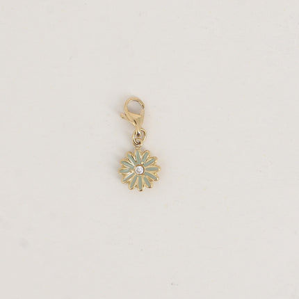 Charm - petite fleur en émaillée et oxyde de zirconium