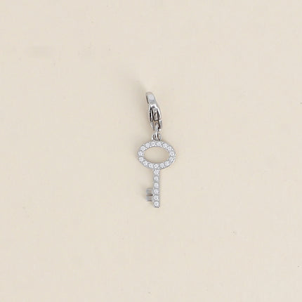 Charm - clé et oxydes de zirconium