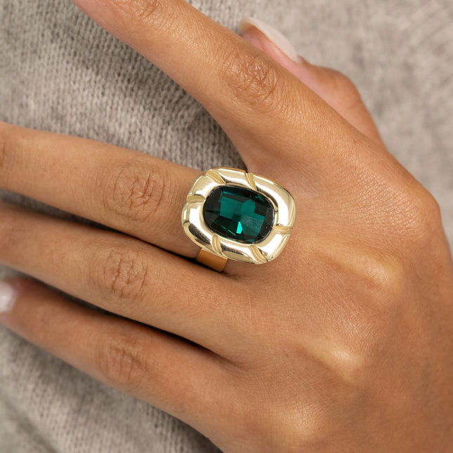 Ring - grooved piece and crystals 10x14mm