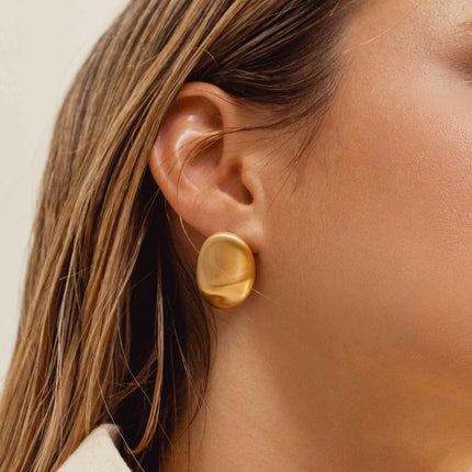 Assude stud earrings - large oval brushed effect