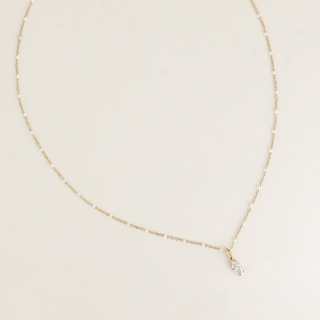 Collier - chaîne émaillée et pendentif cristal navette