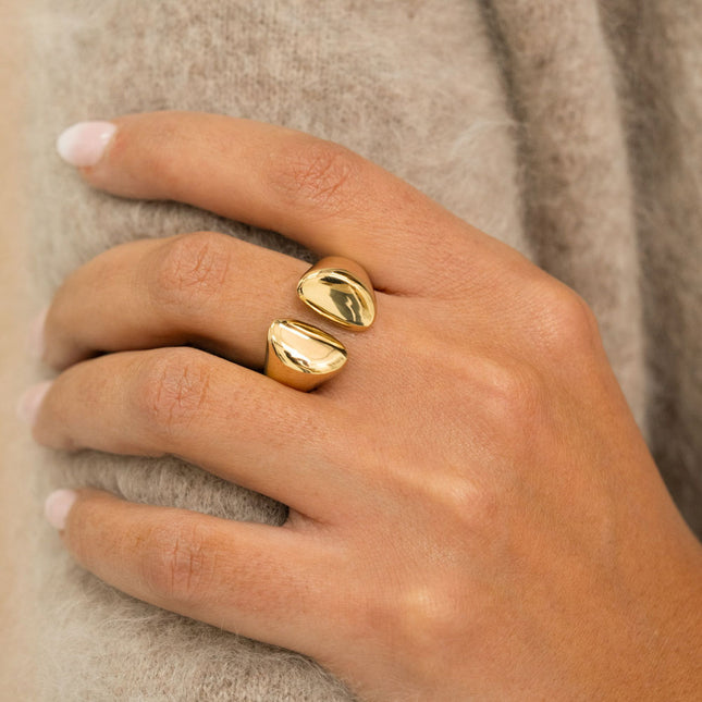 Open ring - 2 domed semicircles