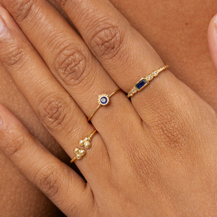 Set of 3 thin rings - round crystal, rectangular crystal and 3 grains