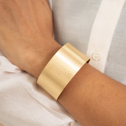 Cuff - wide hammered and brushed matte