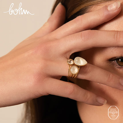Teardrop Trilogy Ring - Swarovski® teardrop and round crystals