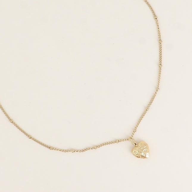 Collier - chaîne avec boules et coeur texturé