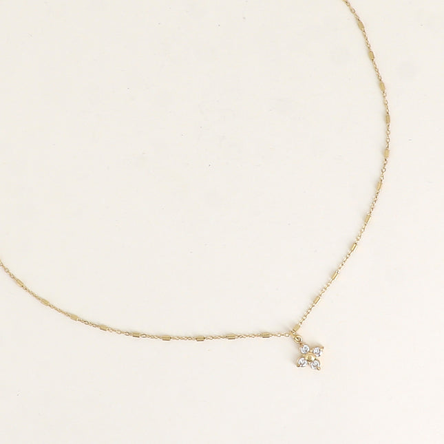 Necklace - rectangular links, clover pendant and crystals