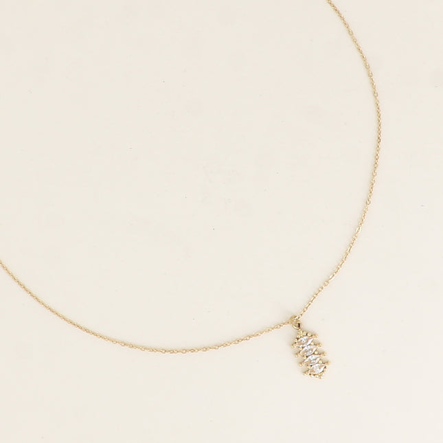 Collier - 4 cristaux navette