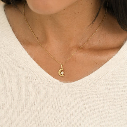 Collier - pendentif croissant de lune et étoile avec cristaux