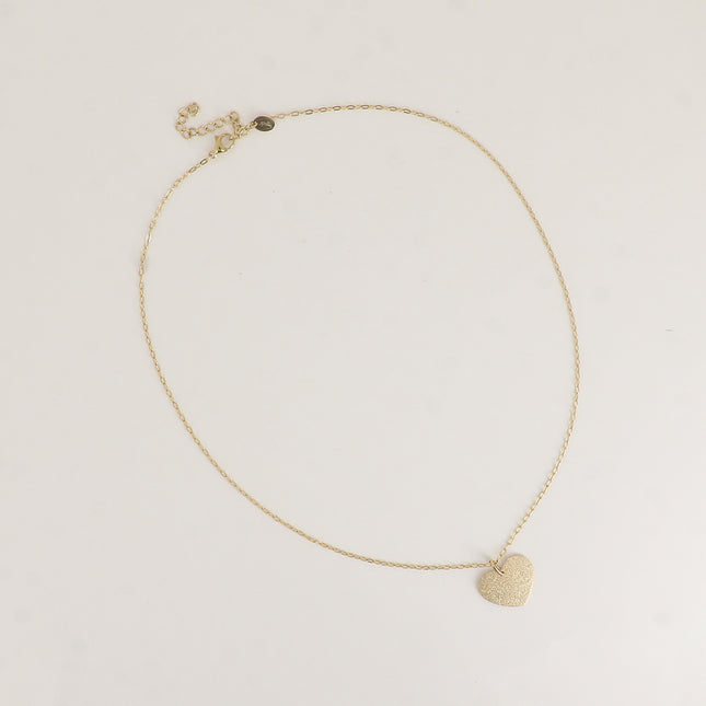 Collier - coeur plat aux reflets pailletés