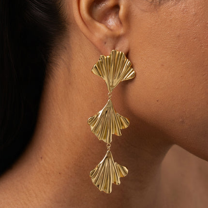 Dangling earrings - 3 ginkgos