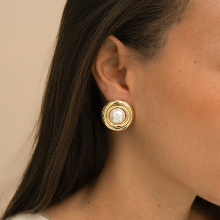 Boucles puces - pièce ronde et boule en résine