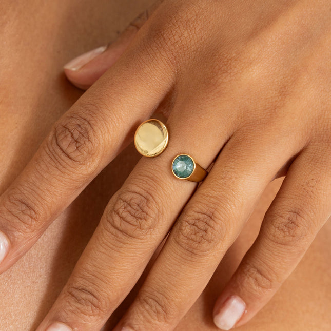 Open ring - adorned with Swarovski® SS29 crystals and round motif