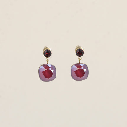Boucles pendantes - ornées de cristaux de Swarovski® SS24 et 12 mm