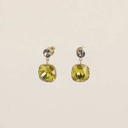 Boucles pendantes - ornées de cristaux de Swarovski® SS24 et 12 mm