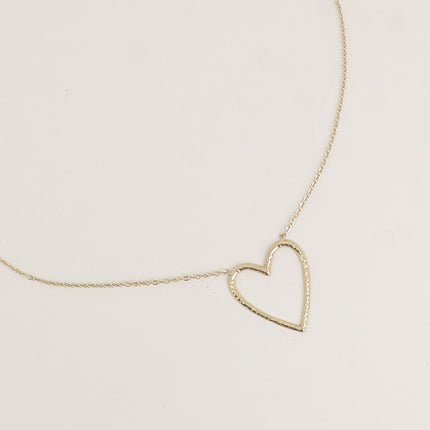 Collier - pendentif coeur ajouré