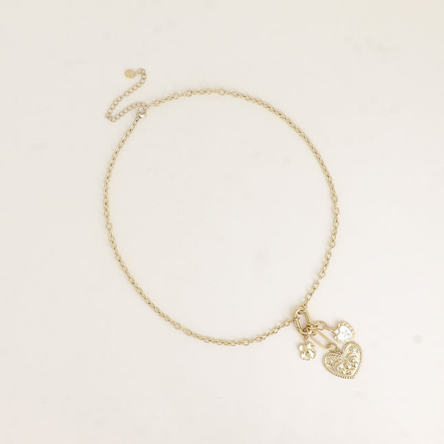 Collier - breloques (coeurs, trèfle)