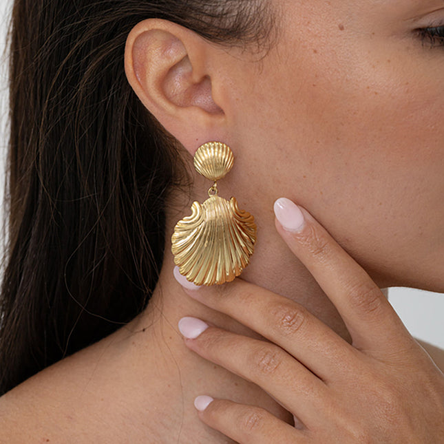 Dangle earrings - textured shells
