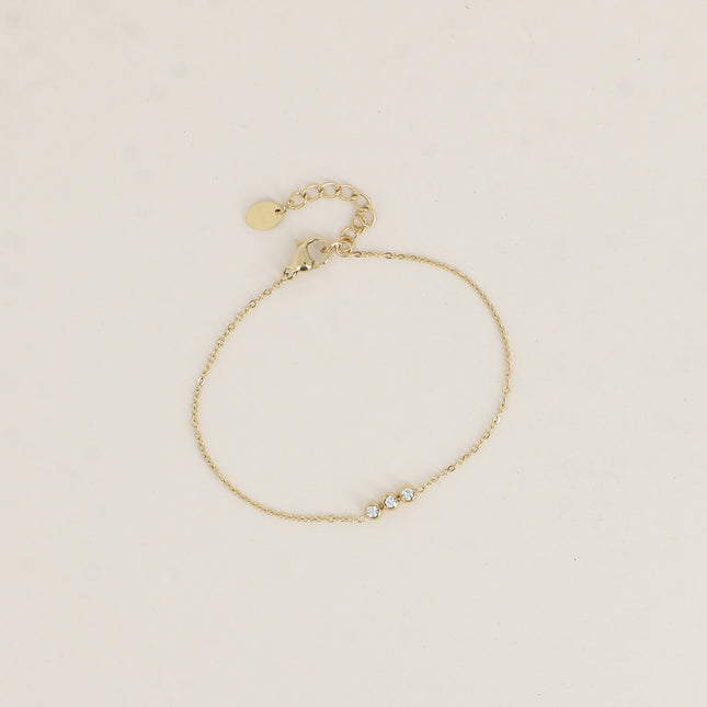 Bracelet - chaîne fine et 3 cristaux ronds