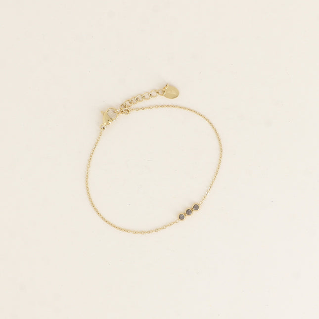 Bracelet - chaîne fine et 3 cristaux ronds