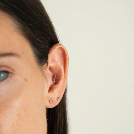 Set of 2 pairs of stud earrings - cubic zirconia