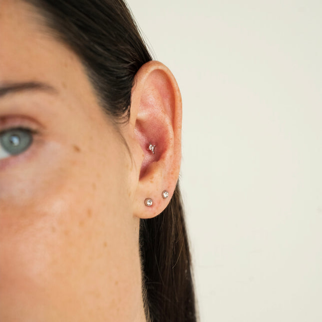 Set of 2 pairs of stud earrings - cubic zirconia