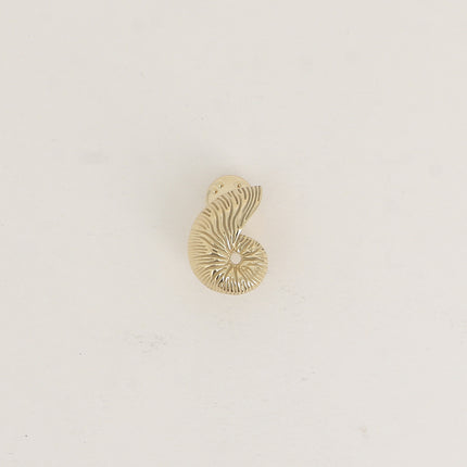 Pin's - coquillage spiralé