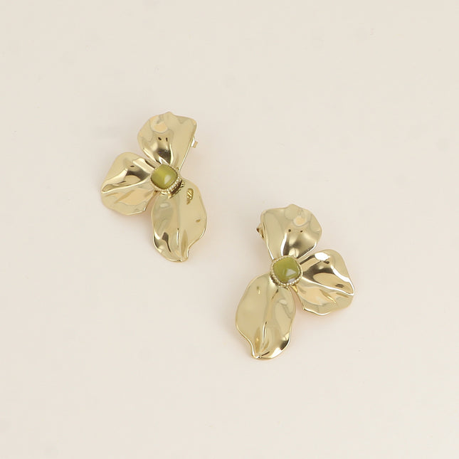 Boucles puces - feuillage et cabochon en résine