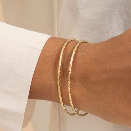 Cuff - 2 rows of diamonds
