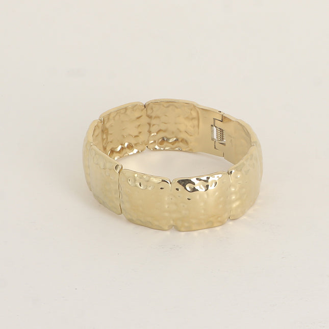 Cuff - textured ovals