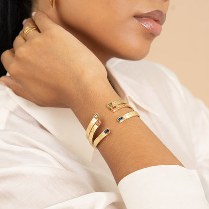 Bangle - hammered ring and two rectangular crystals