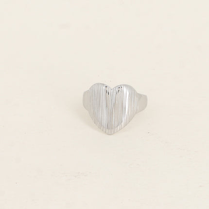 Bague - grand coeur avec liserés verticaux