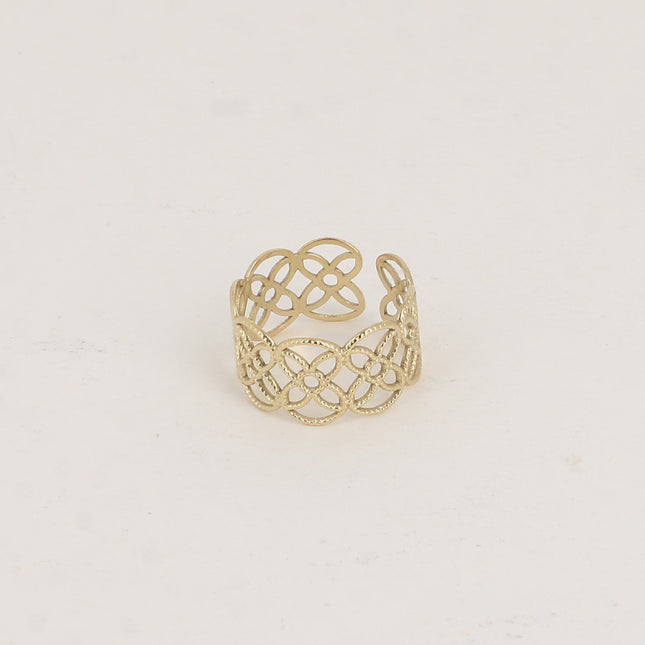 Bague large - motif rosaces ajourées effet milgrain