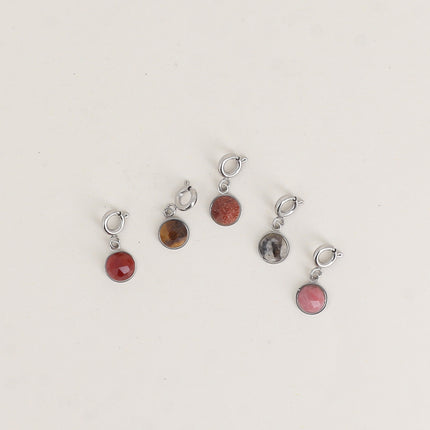 Charm Casper doré - 5 cristaux Swarovski® PP20 / pierres naturelles