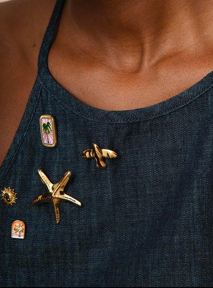 <h1>Pin and brooch selection for sunny days</h1>