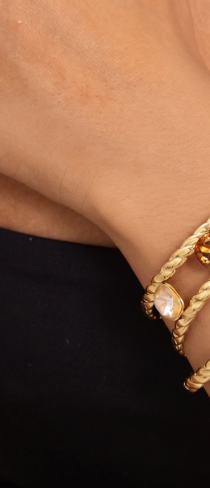<h2>Nos bijoux ornés de cristaux Swarovski®</h2>