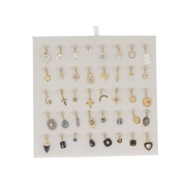 Kit de 40 charms en acier inoxydable - doré multicolor (blanc gris noir) - prix de 2,40€/pc