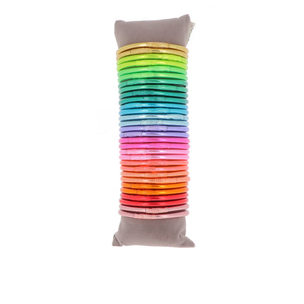 Set of 30 thick multicolored Buddhist bangles with mantra. Cushion included. Average price: €4.50 excl. VAT